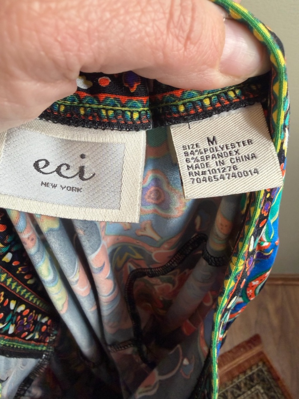 ECI New York Boho Paisley Dress Size M V Neck Tie Waist Border Print 3/4 Sleeve - Picture 4 of 7